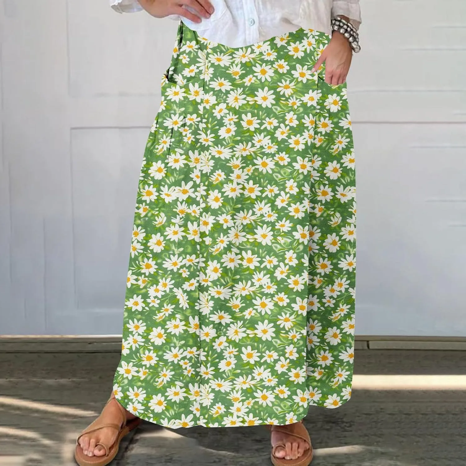 Plus Size Skirts for Women 2025 Summer Trendy Daisy Printed Boho Beach Skirt with Pocket Baggy Flowy Skirt