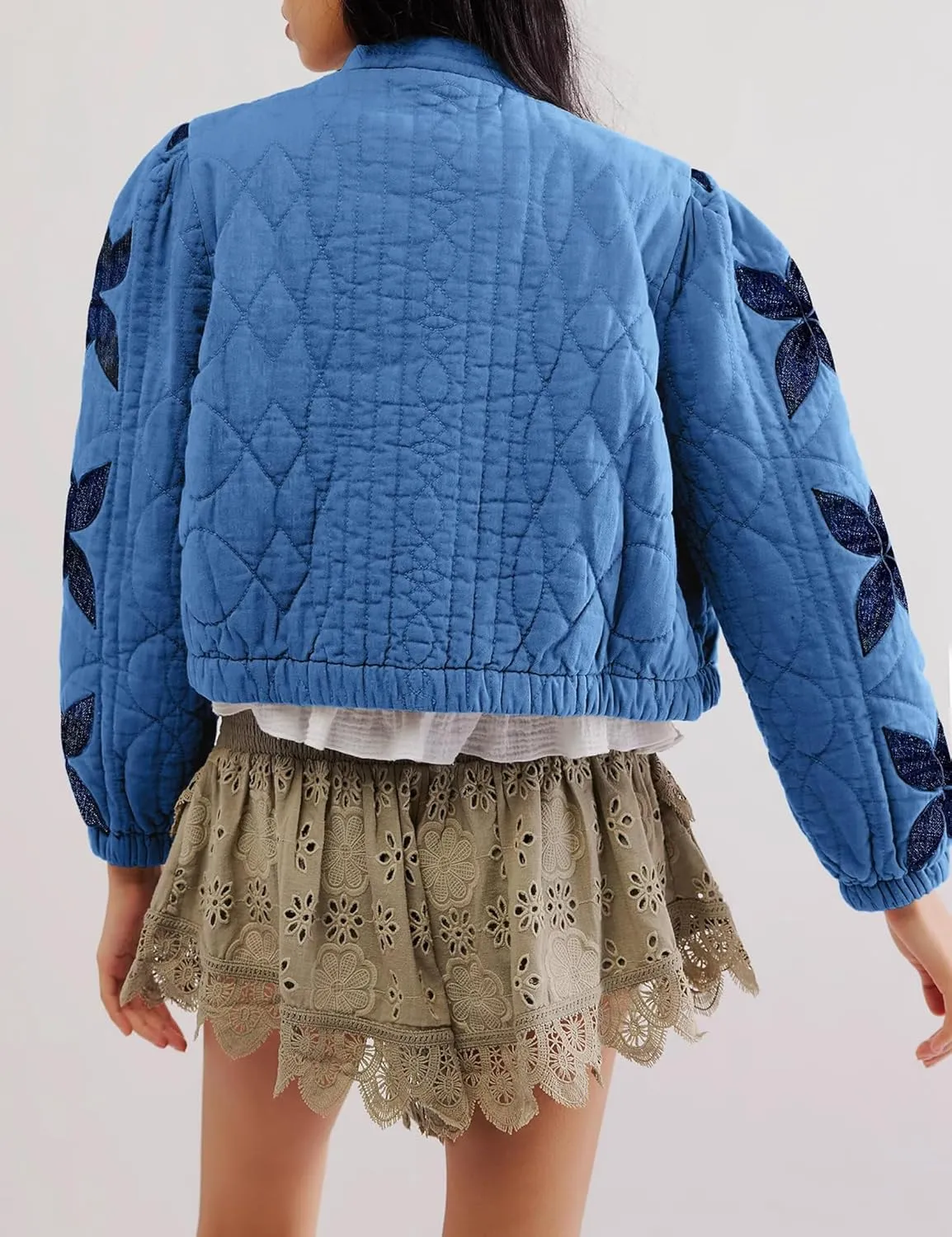 Women’s Floral Quilted Puffer Jacket Lightweight Cropped Embroidered Button Down Jacket Padded Coats with Pockets