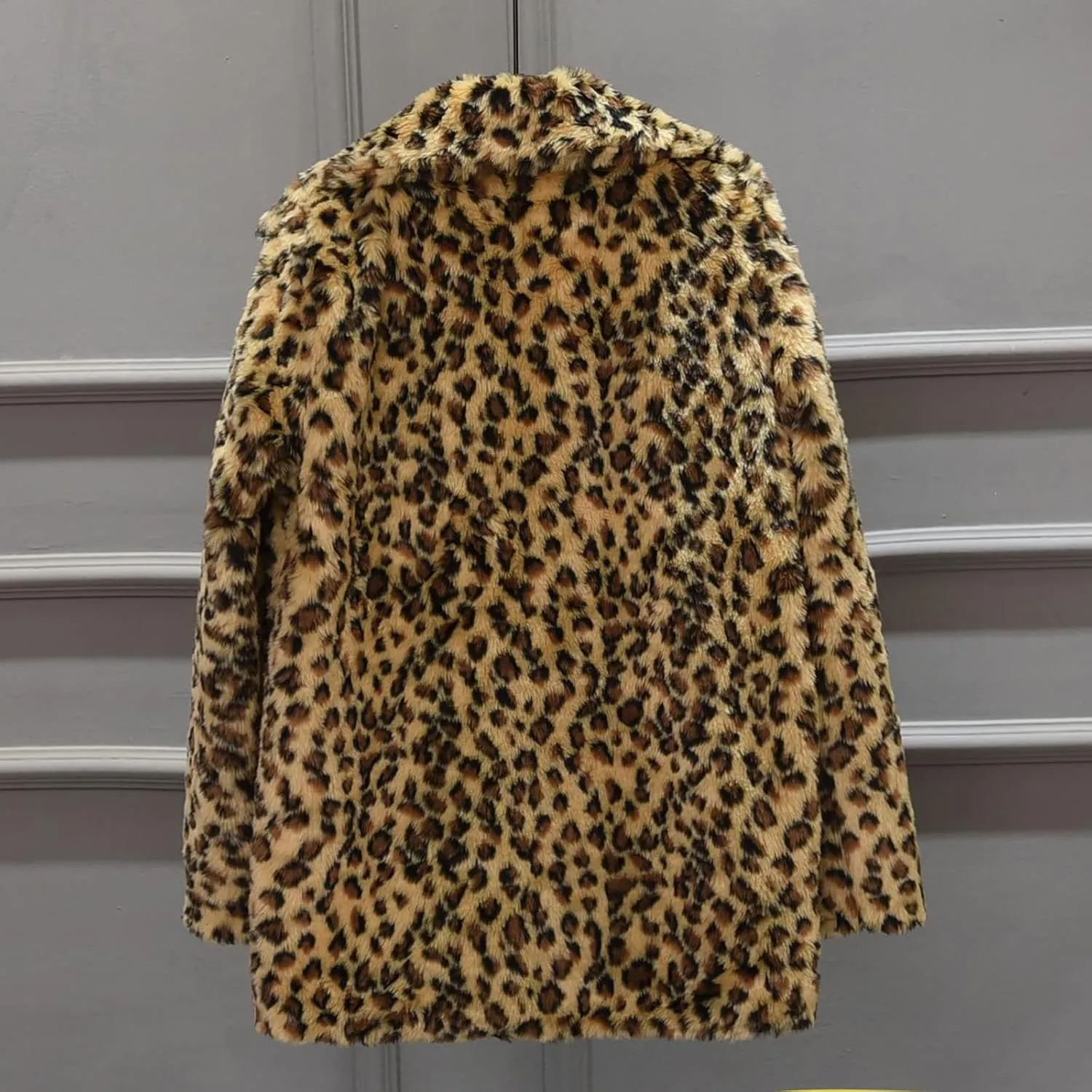 yardsong Faux Fur Coats for Women Fashion Leopard Printed Shaggy Jackets Notched Lapel Collar Long Sleeve Luxury Outerwear