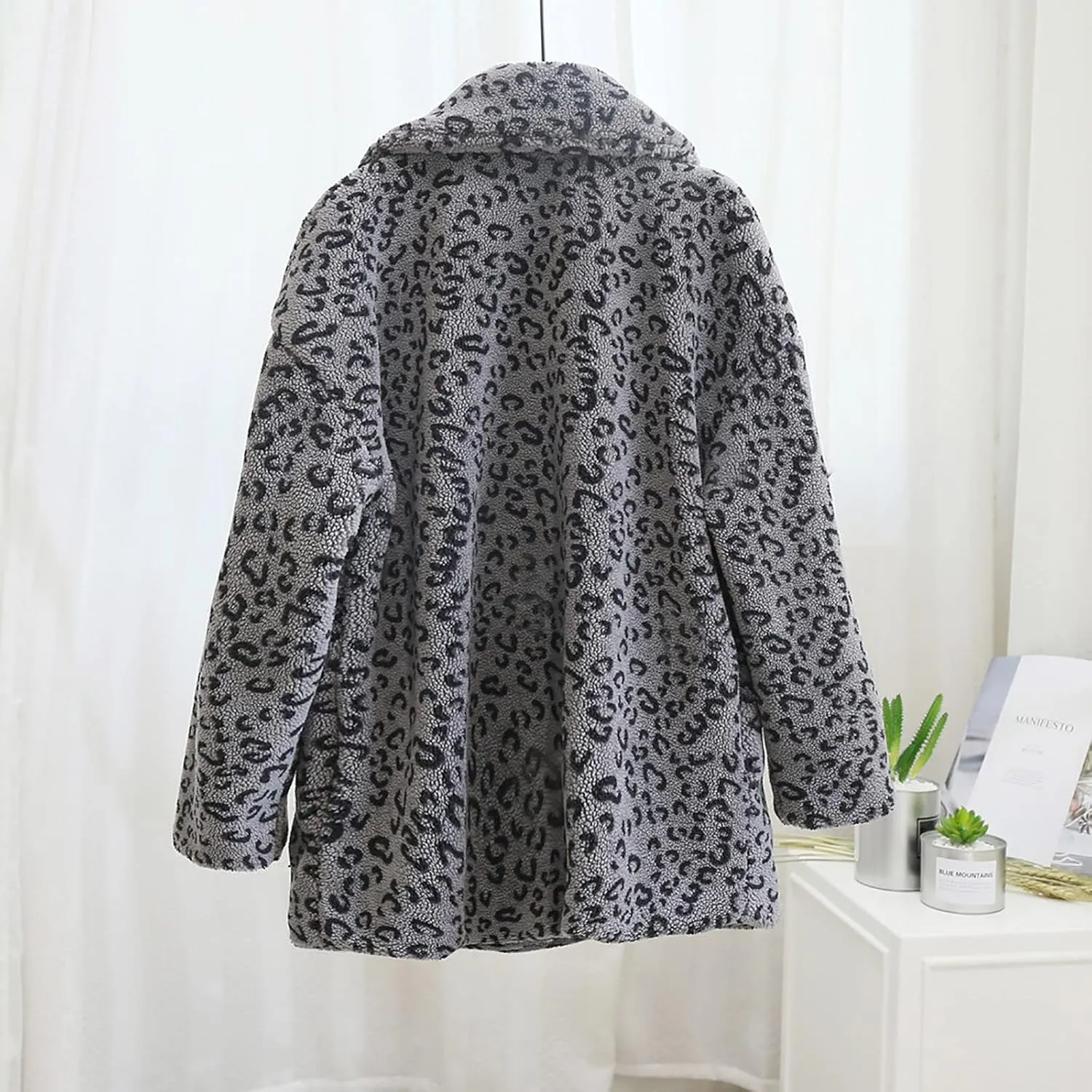 yardsong Faux Fur Coats for Women Fashion Leopard Printed Shaggy Jackets Notched Lapel Collar Long Sleeve Luxury Outerwear